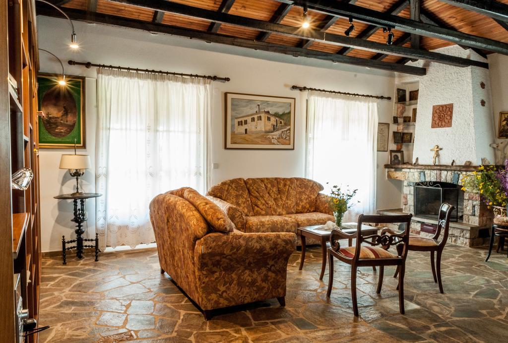 Pontinos Villa Míloi Zimmer foto